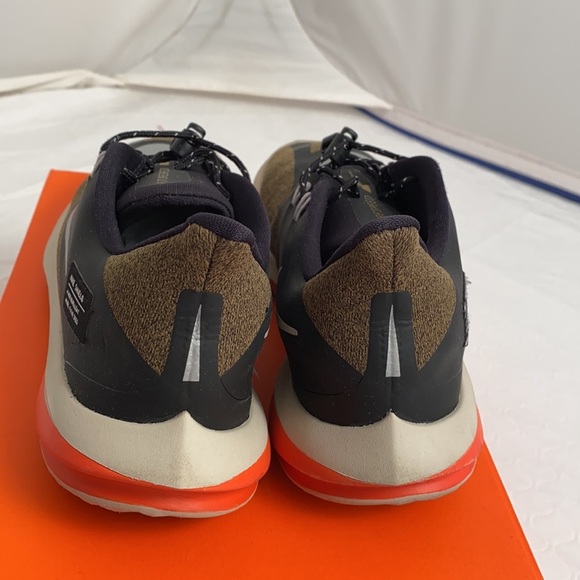 Nike Future Speed Shield running sneakers 6Y Black Silver Olive - Picture 4 of 11